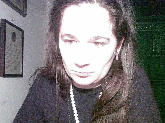 AmanelWhite's BongaCams show and profile