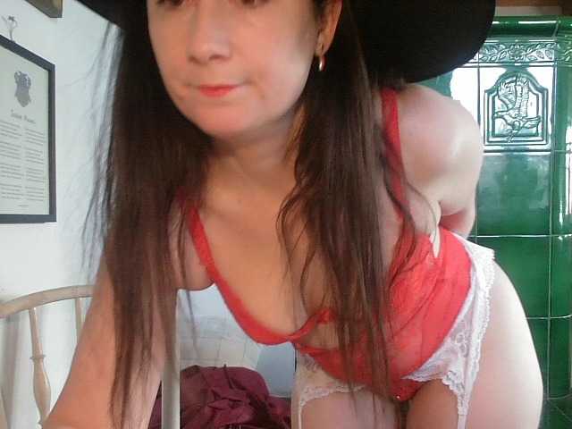 AmanelWhite from BongaCams is Freechat