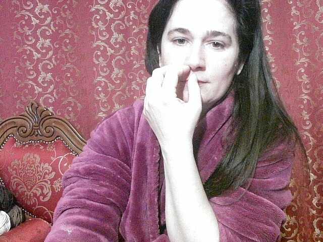 AmanelWhite's BongaCams show and profile