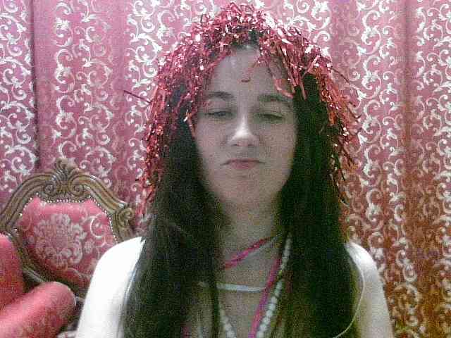 AmanelWhite AmanelWhite