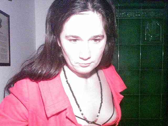 AmanelWhite AmanelWhite