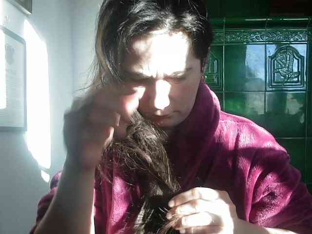 AmanelWhite AmanelWhite