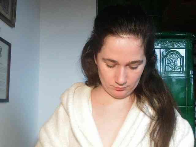 AmanelWhite AmanelWhite