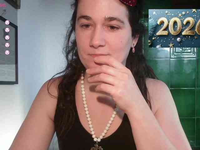 AmanelWhite AmanelWhite