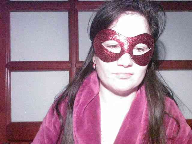 AmanelWhite AmanelWhite