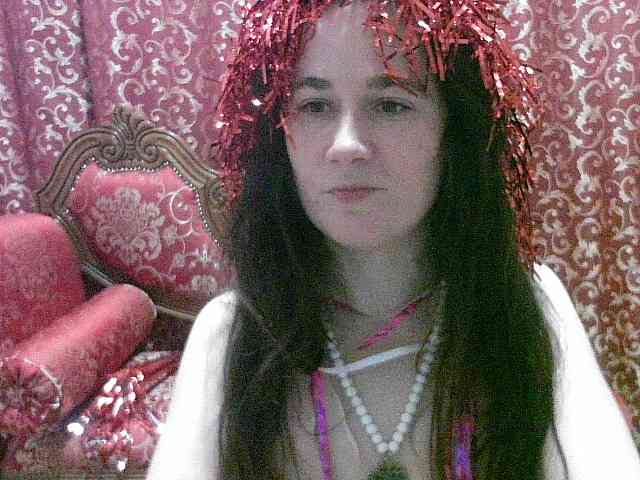 AmanelWhite AmanelWhite