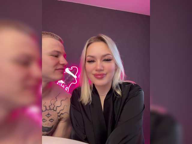 go to chat with James-Eva0