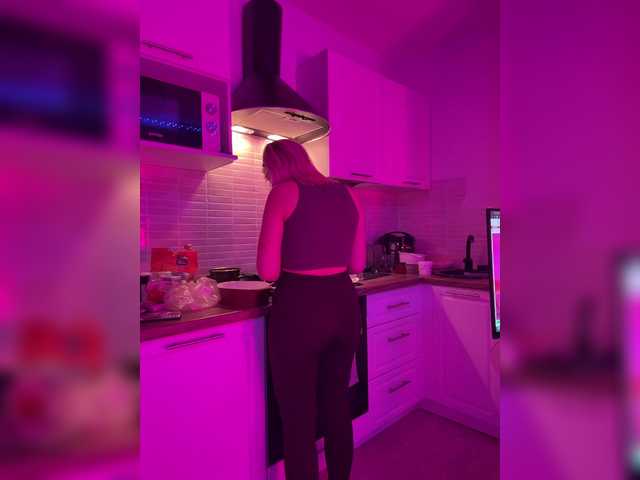  James-Eva0 chat room