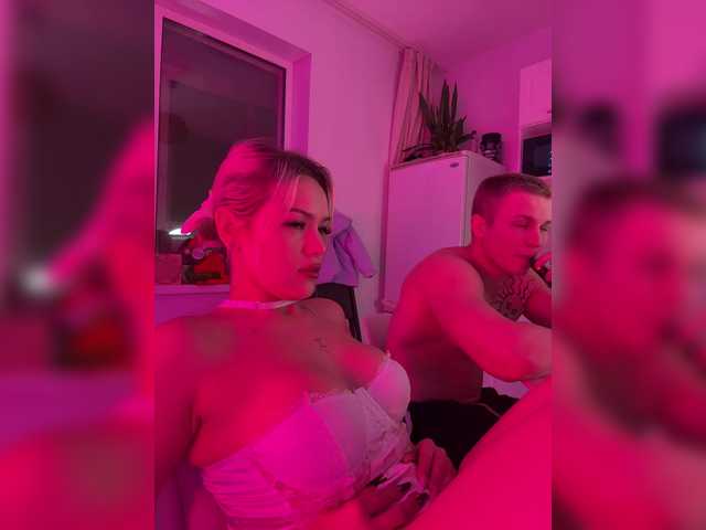 go to chat with James-Eva0