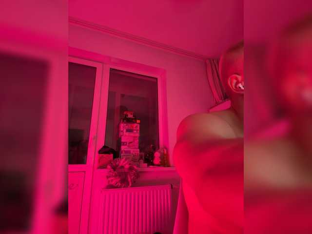 James-Eva0 – webcam model profile photo