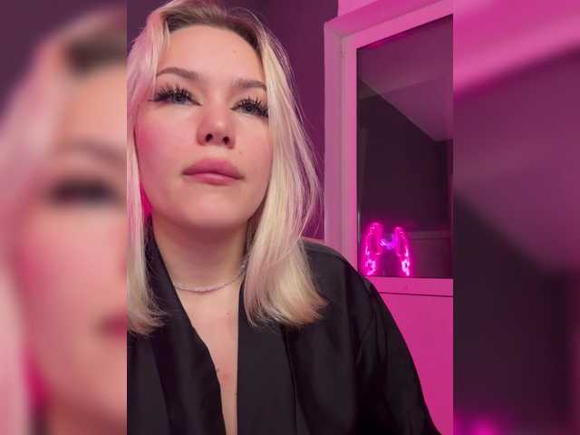 James-Eva0 – webcam model profile photo