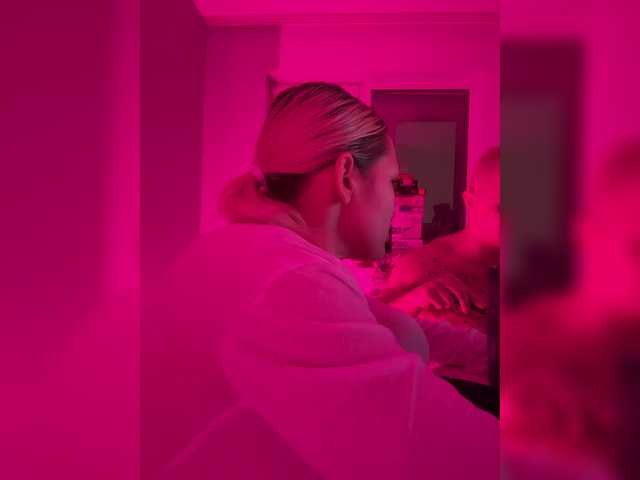 James-Eva0 – webcam model profile photo