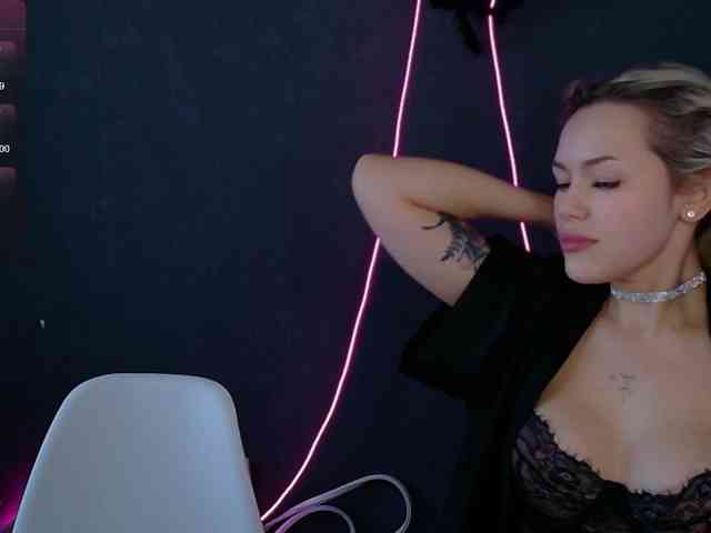 James-Eva0 Live Webcam on BongaCams