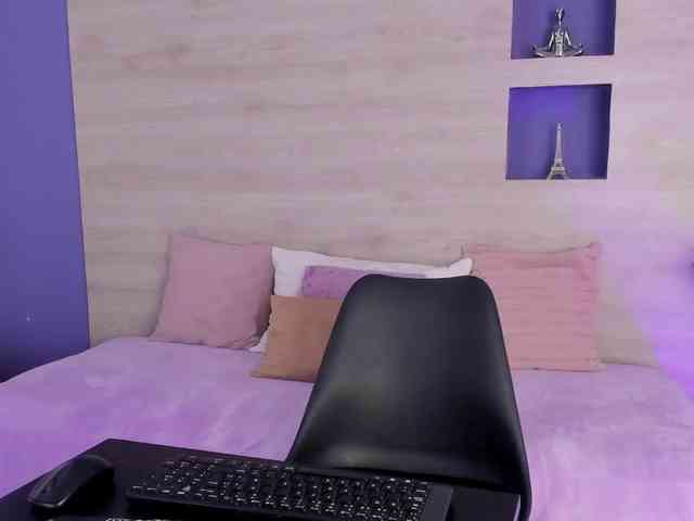 Hillary-hott Hillary-hott