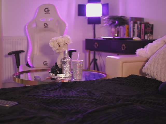 GiaInked's BongaCams show and profile