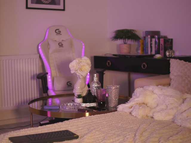 GiaInked's BongaCams show and profile