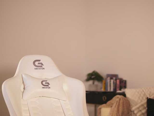 GiaInked's BongaCams show and profile