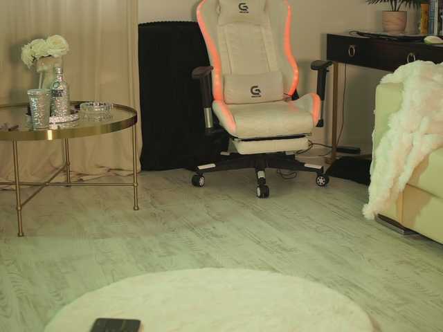 GiaInked's BongaCams show and profile