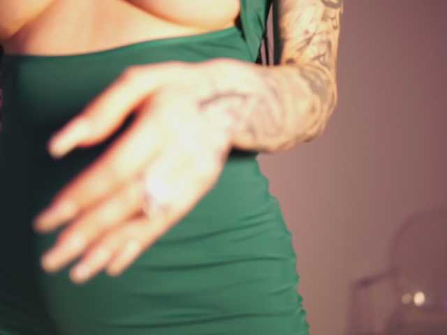 GiaInked's BongaCams show and profile