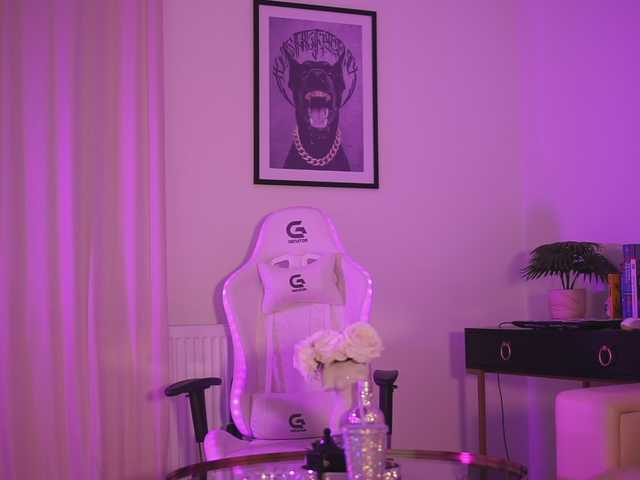 GiaInked's BongaCams show and profile