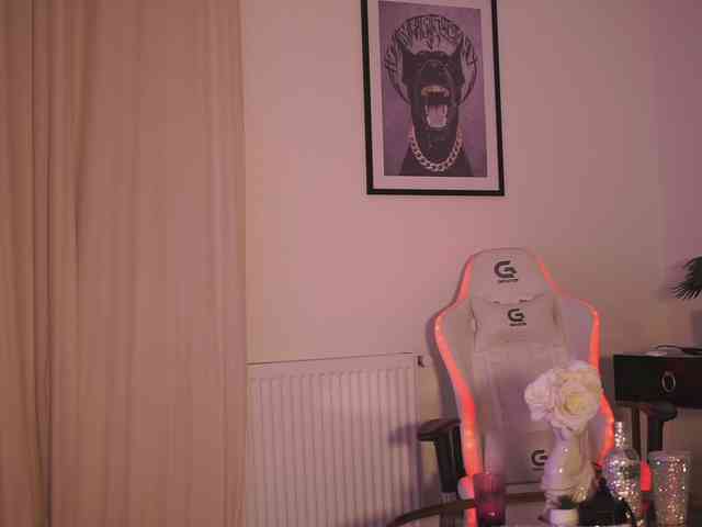 GiaInked Live Webcam on BongaCams