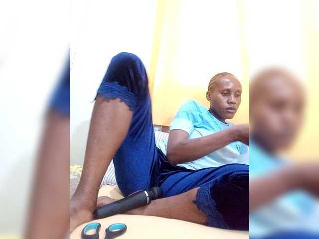 TamyzA's BongaCams show and profile