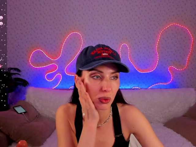 EternalLilith's BongaCams show and profile