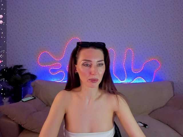 EternalLilith's BongaCams show and profile