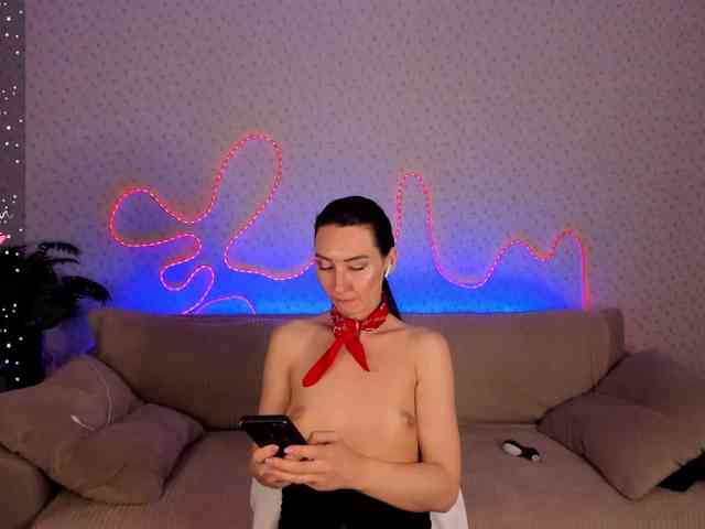 EternalLilith webcam