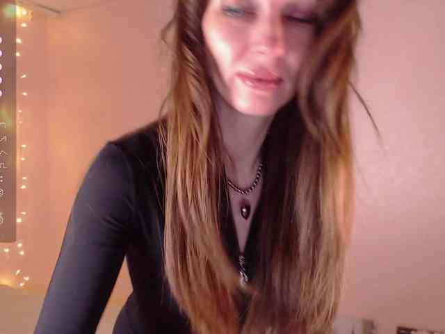 EternalLilith webcam