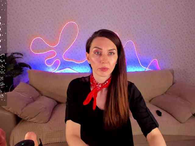 EternalLilith webcam