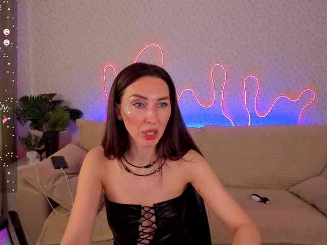 EternalLilith webcam