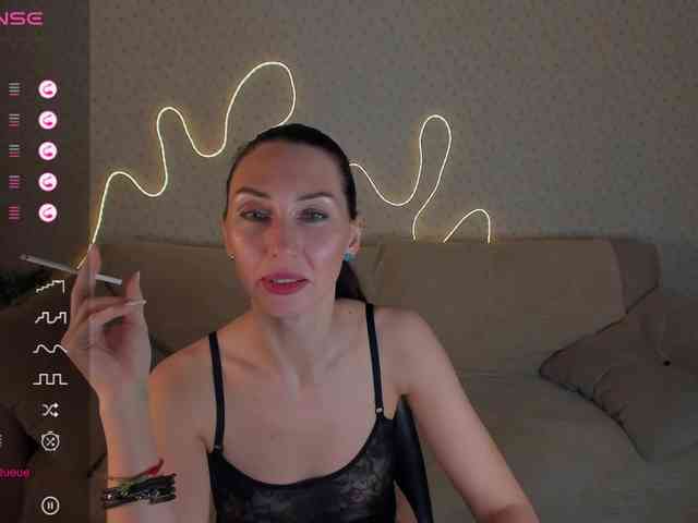 EternalLilith webcam