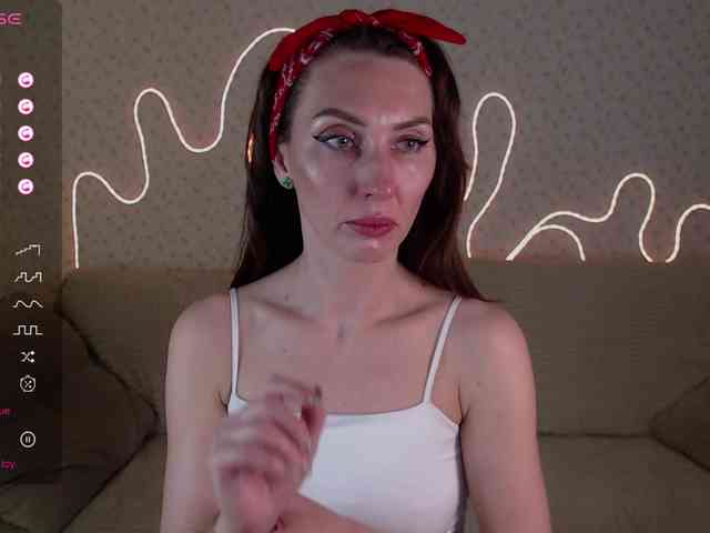 EternalLilith webcam