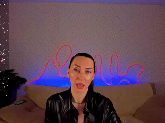 EternalLilith webcam