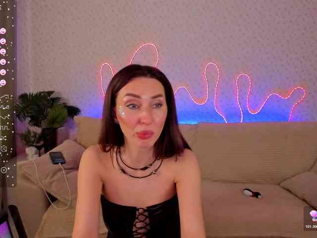 EternalLilith webcam