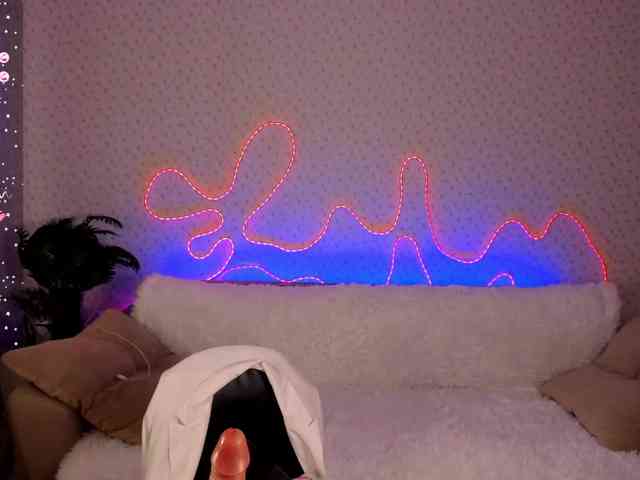 EternalLilith webcam