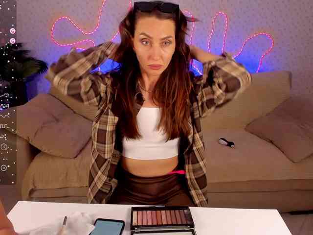 EternalLilith webcam