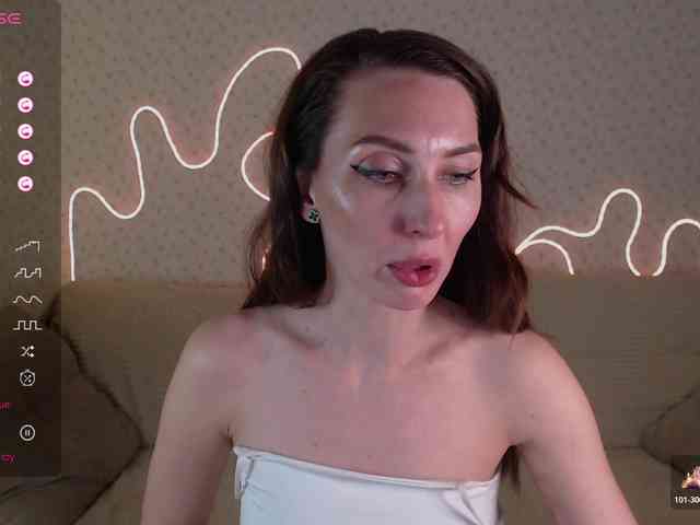 EternalLilith webcam