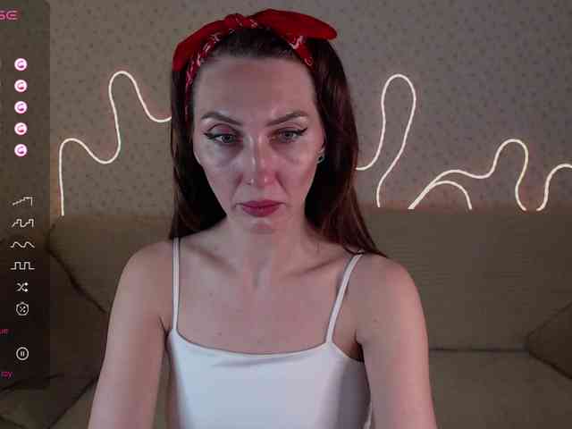 EternalLilith webcam