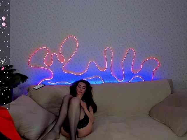 EternalLilith webcam