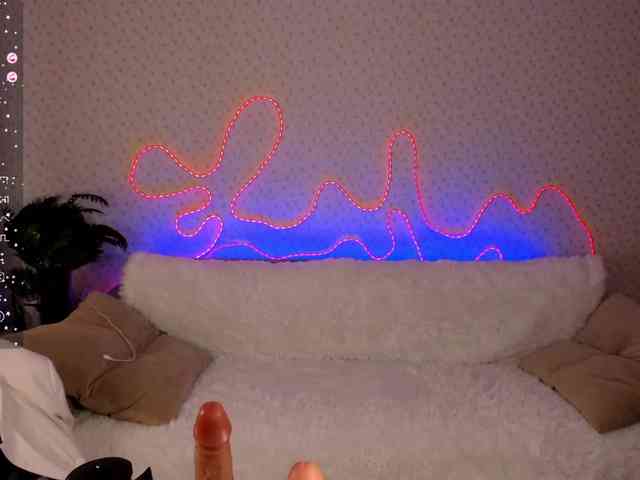 EternalLilith webcam