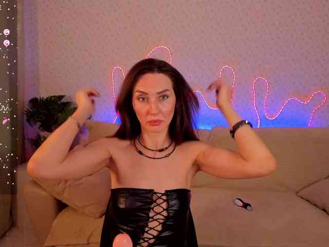 EternalLilith webcam