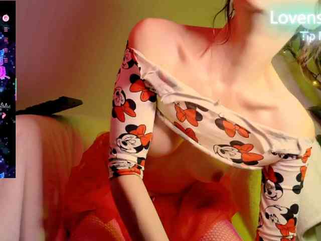 smallestgirlinchat01 webcam