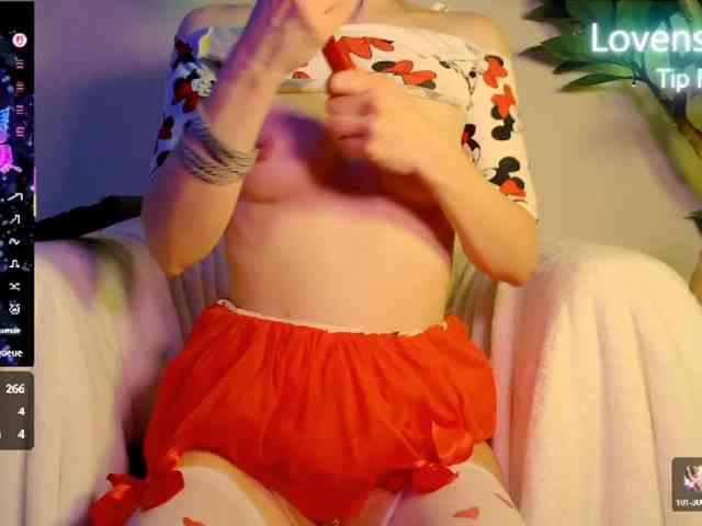 smallestgirlinchat01 webcam