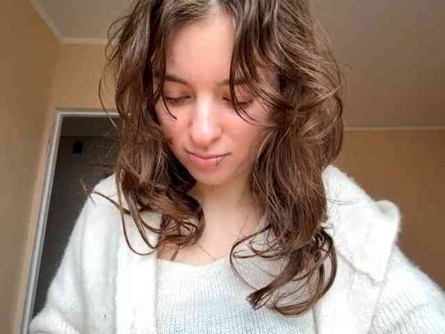 AnnabellKowalkowski AnnabellKowalkowski