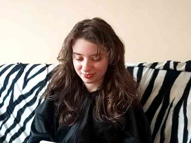 AnnabellKowalkowski AnnabellKowalkowski