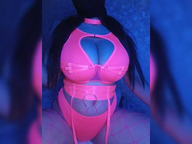 Your-Sweetie-Polly – webcam model profile photo