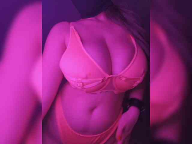 Your-Sweetie-Polly webcam