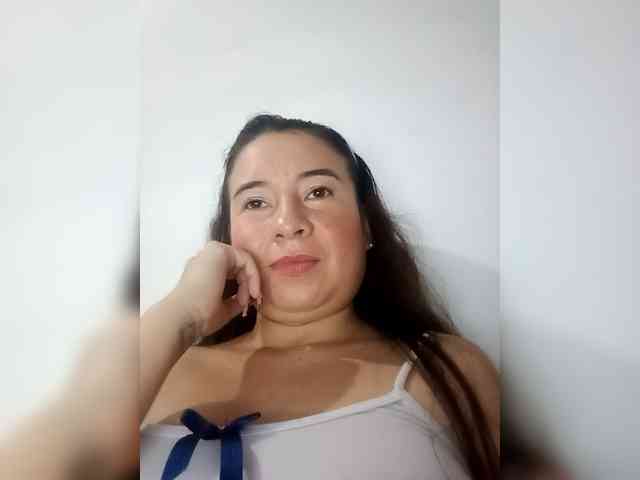 ANGELY97 webcam